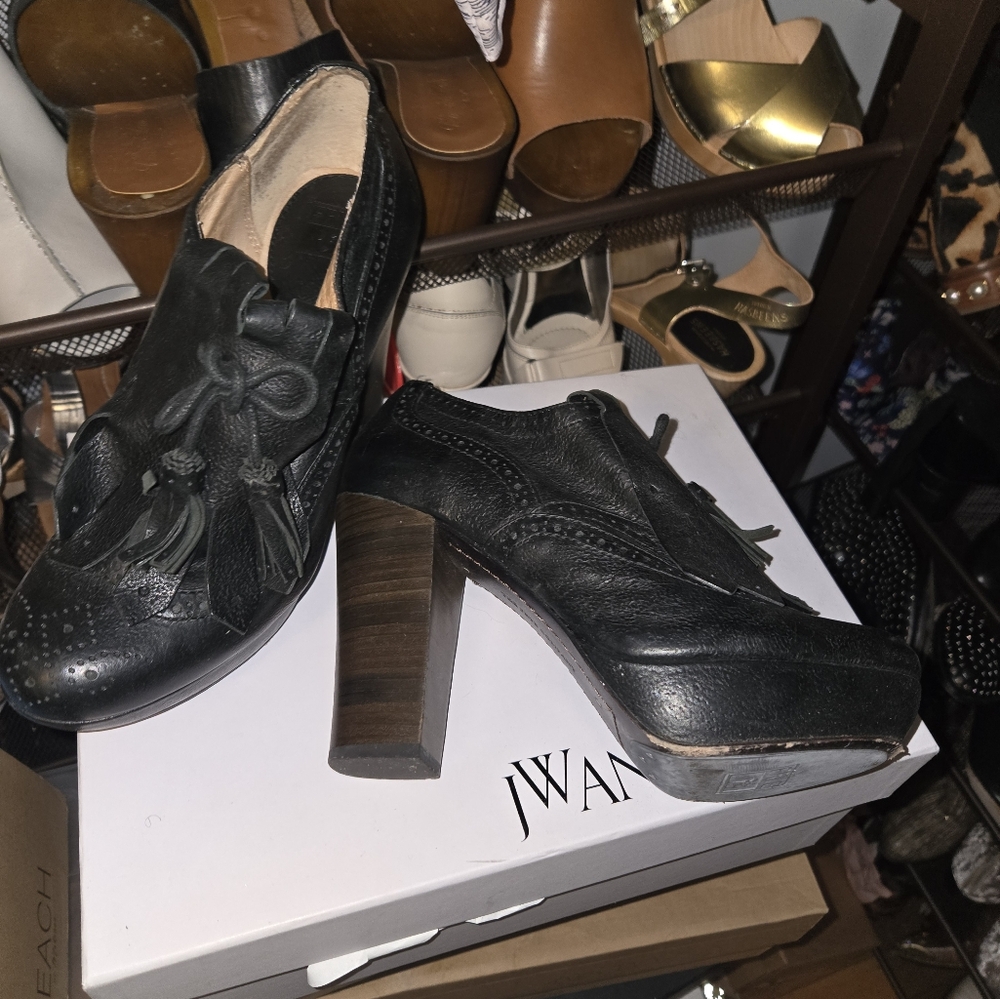 Frye Black Mules and Clogs with Chunky Heel and Textured Leather